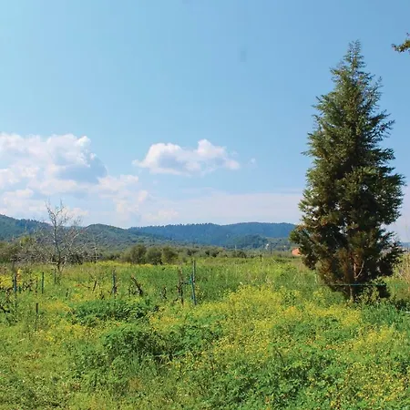 Four Bedroom Holiday In בית נופש *