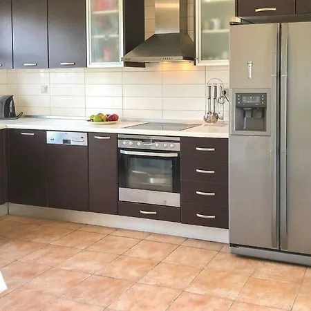 Four Bedroom Holiday In *